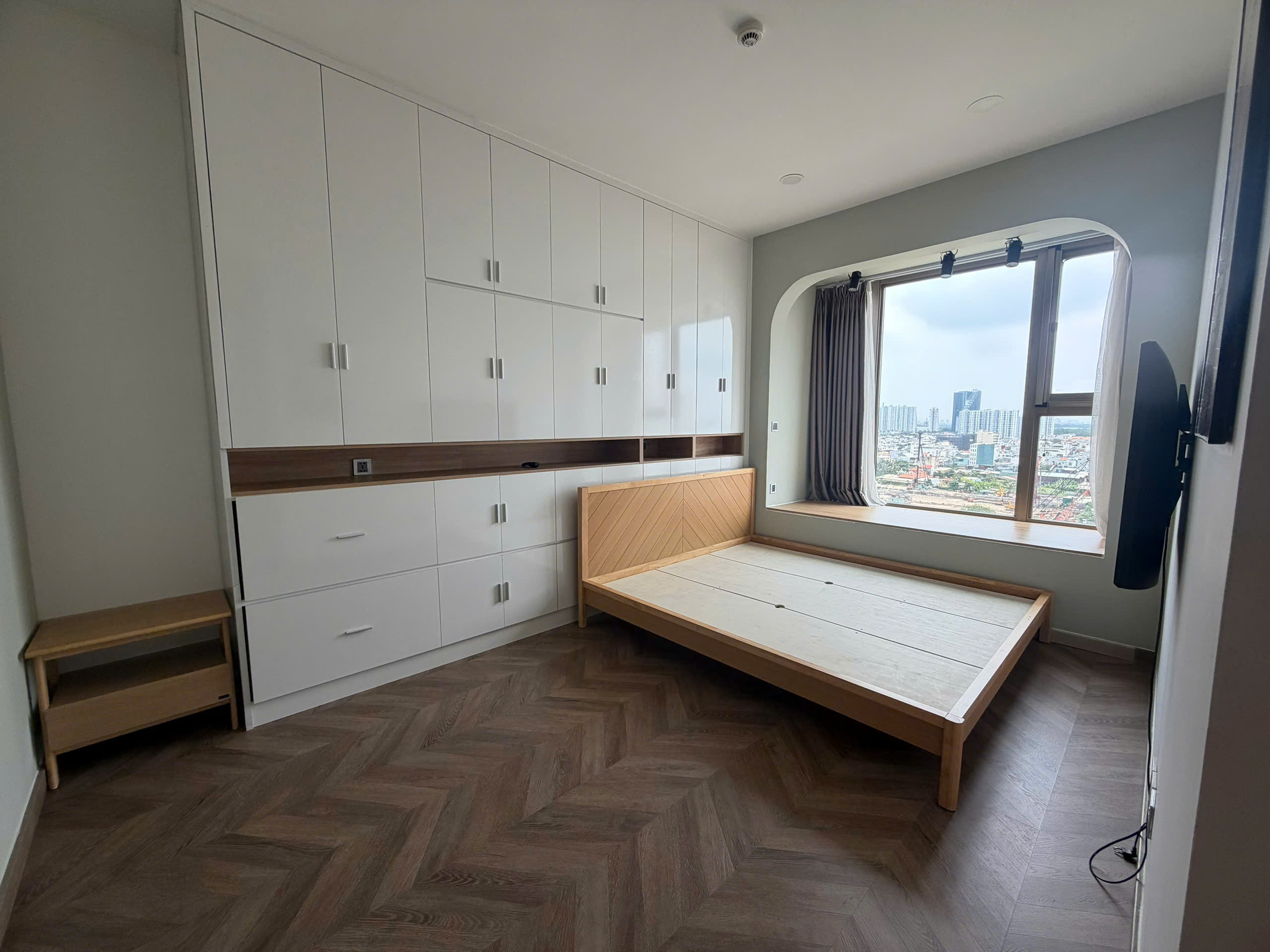 Midtown – The Peak