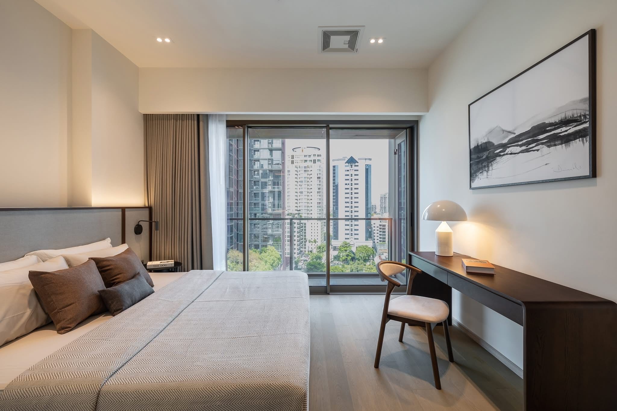 THE STRAND THONGLOR 图片 5