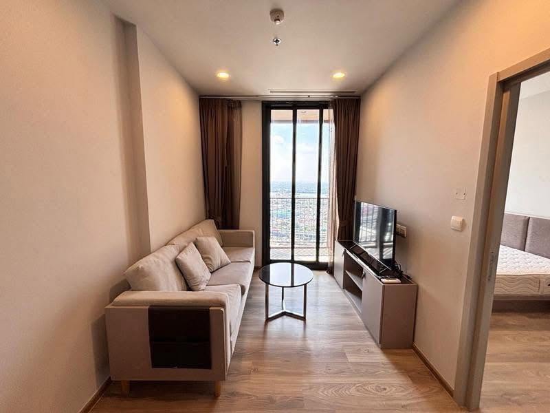 Condo Oka Haus Sukhumvit 36