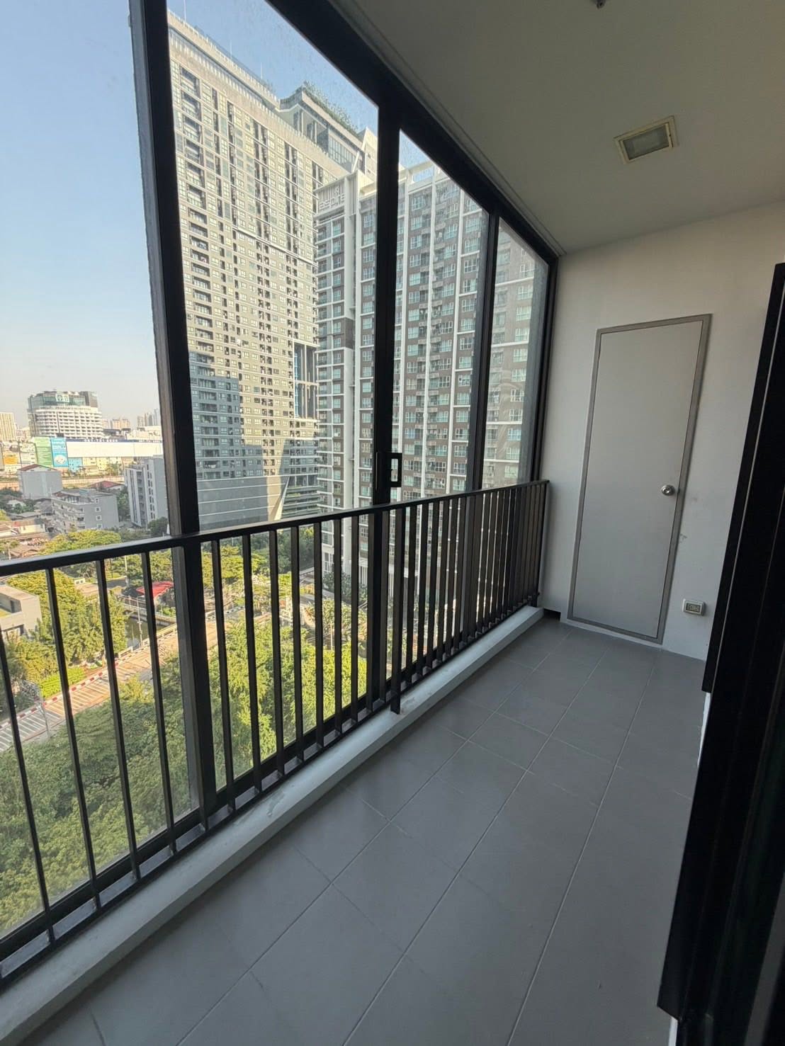 Condolette Midst Rama 9 图片 3