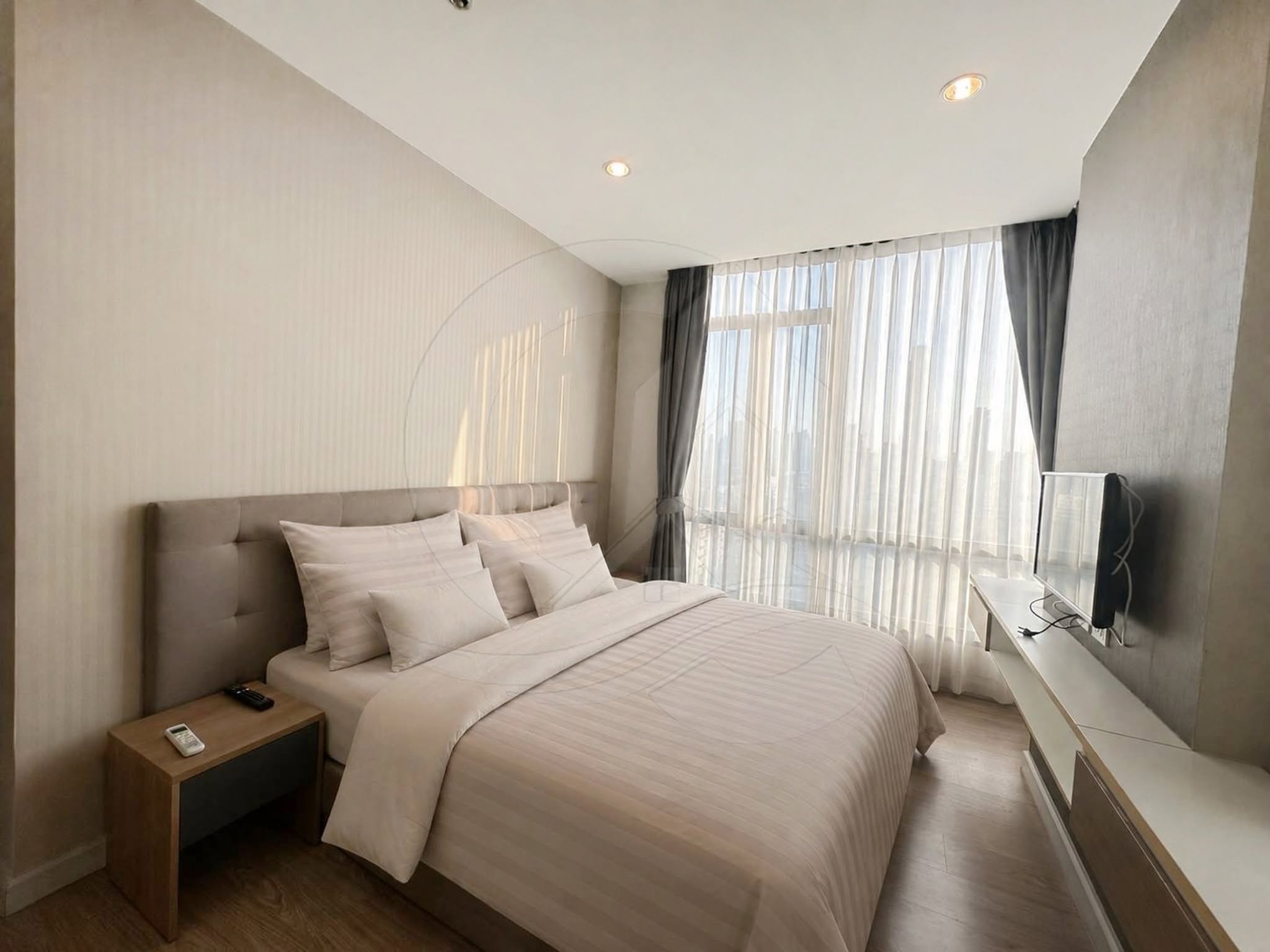 Condo The Capital Ratchaprarop Vibha