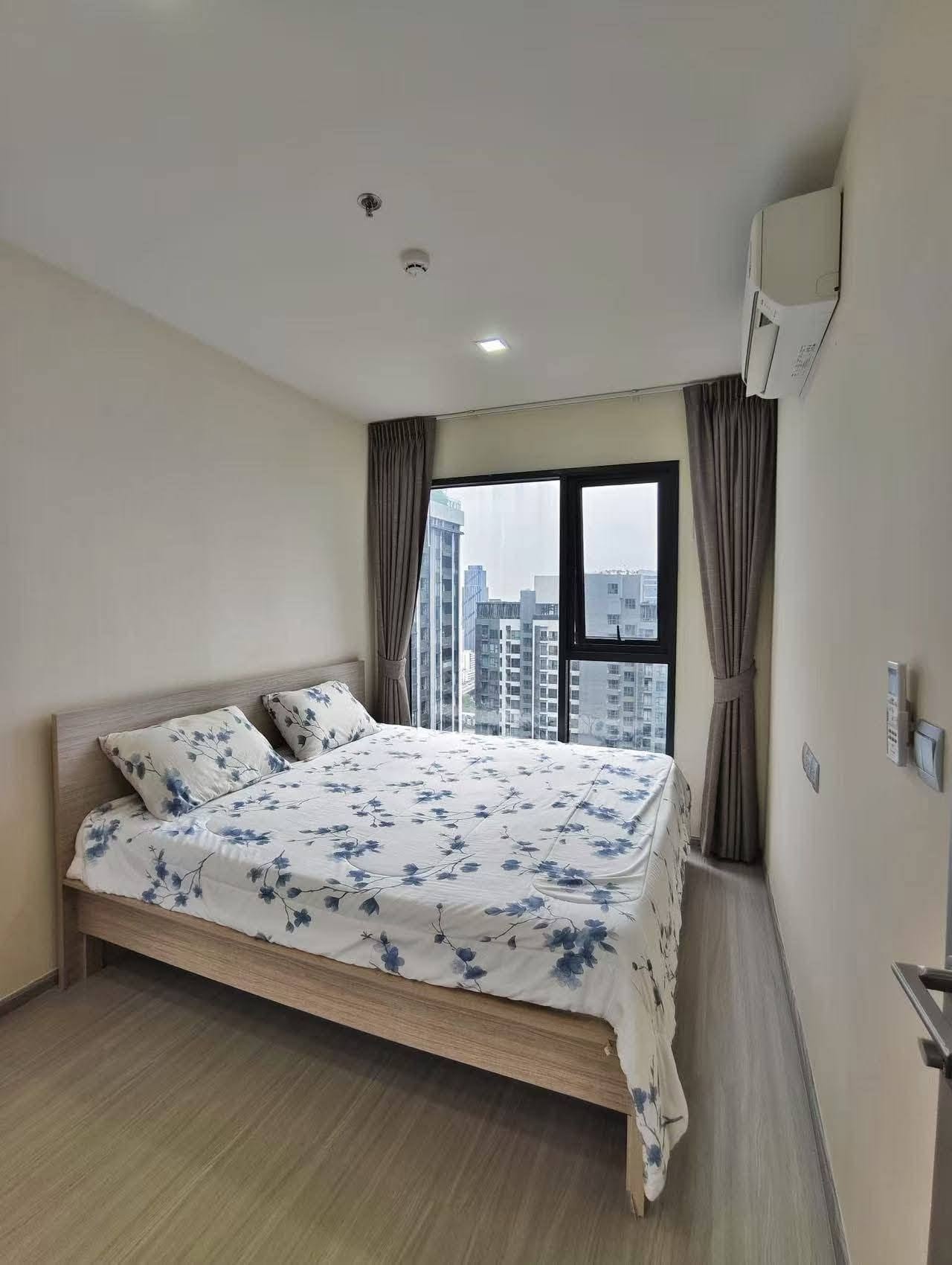 Condo Life Asoke Hype