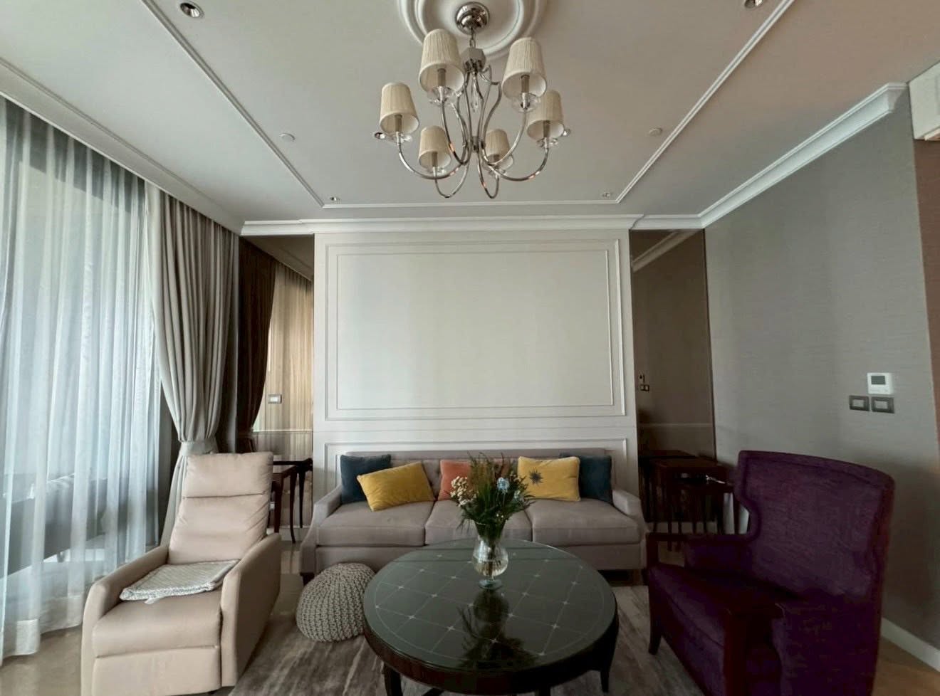 Condo Sindhorn Residence