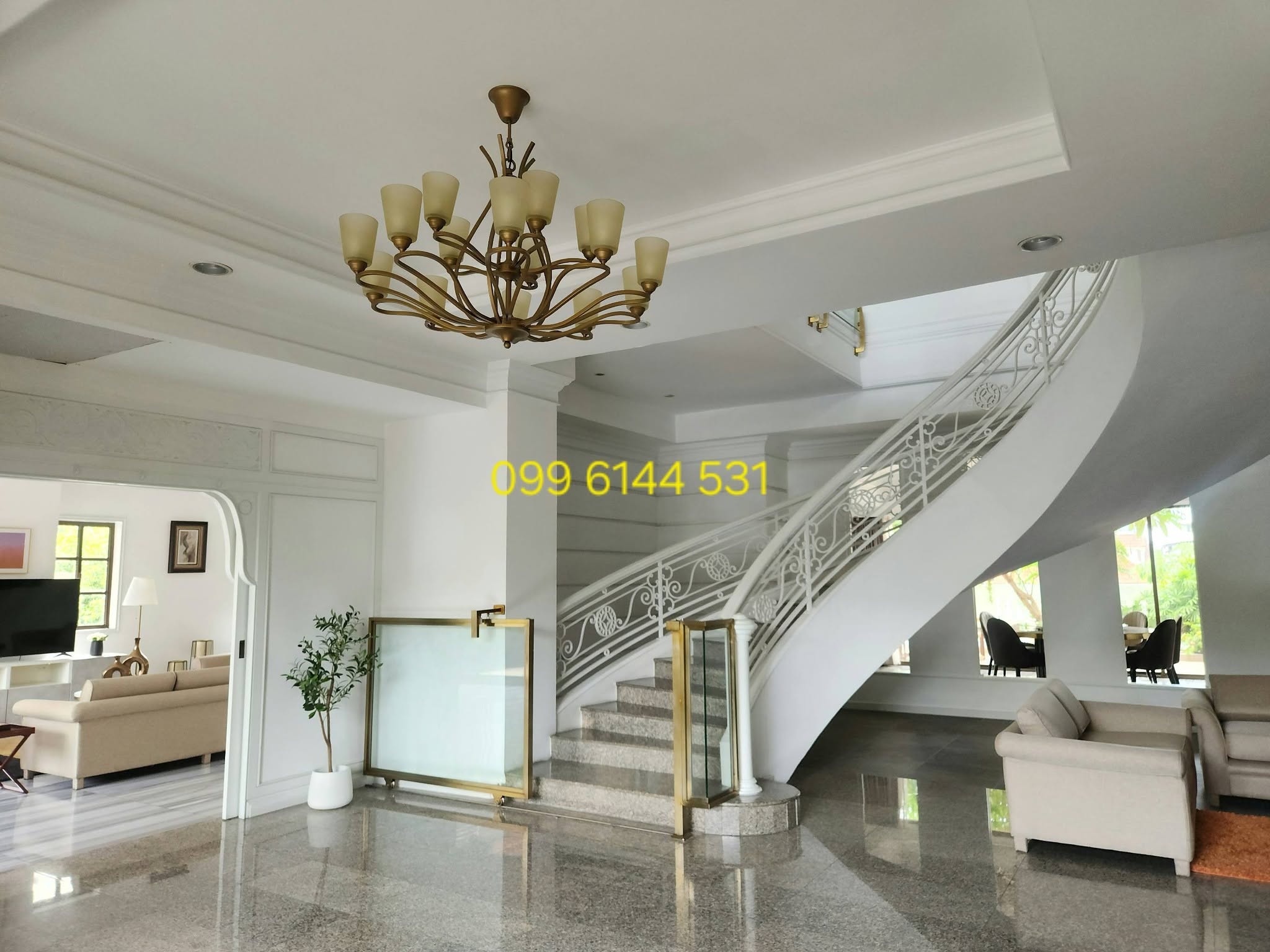 Phromphong Duplex Penthouse