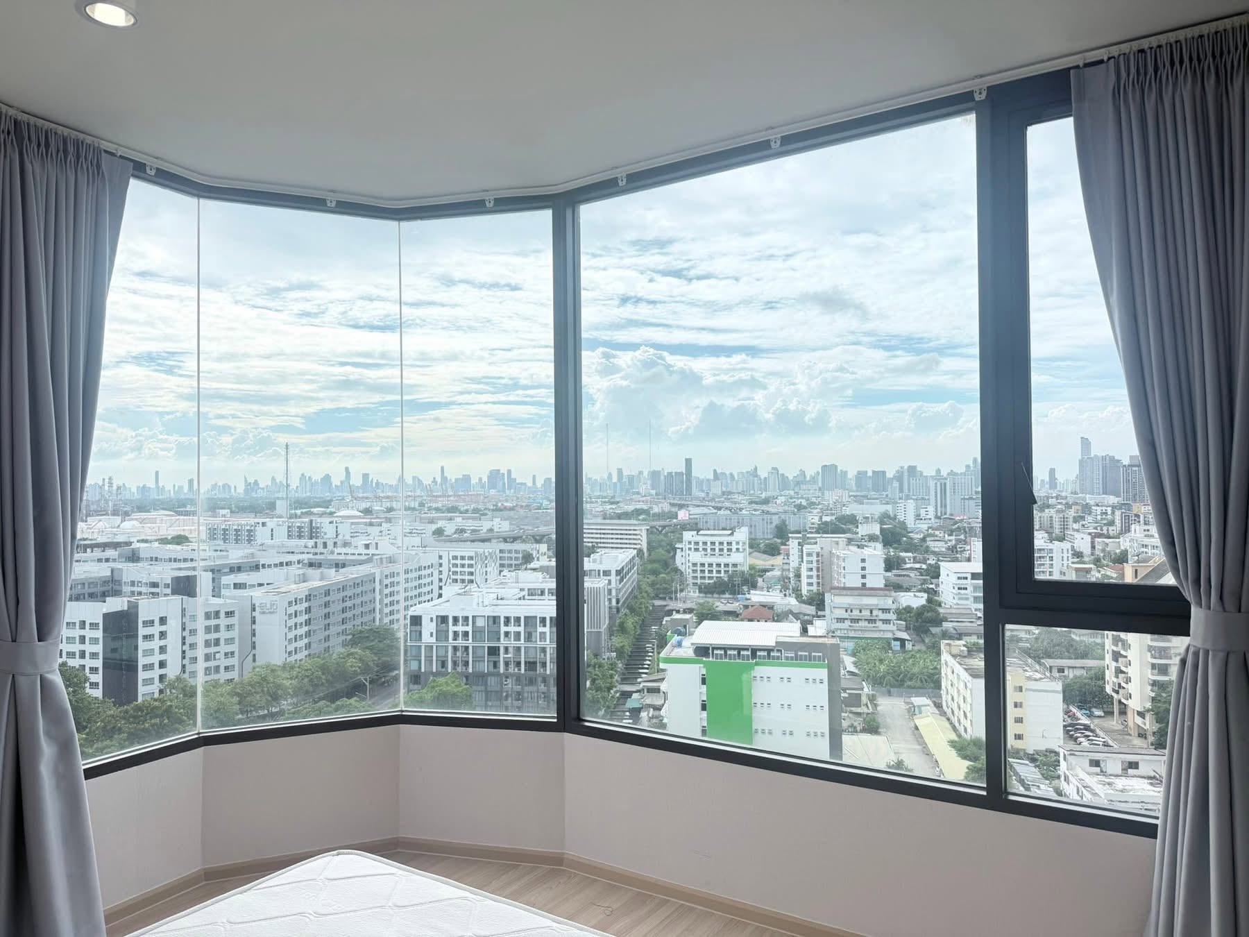 SKYRISE Avenue Sukhumvit 64 图片 3