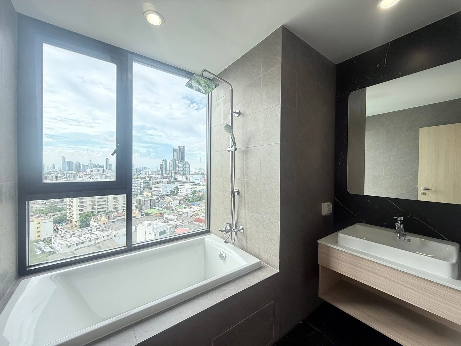 SKYRISE Avenue Sukhumvit 64 图片 4