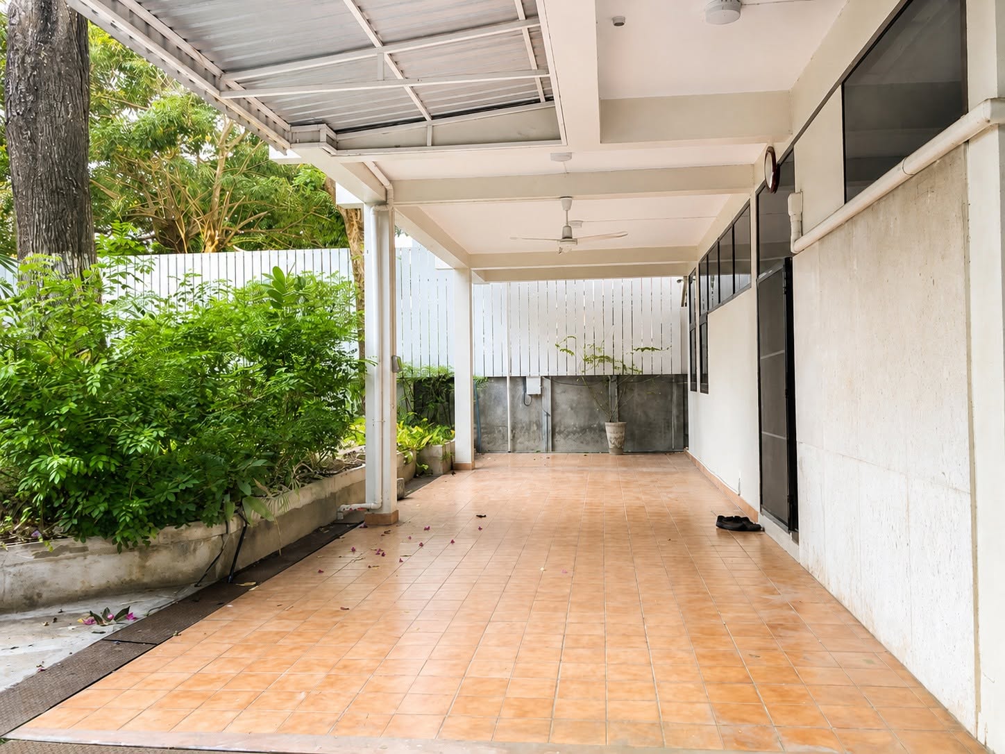Near NIST School 图片 2