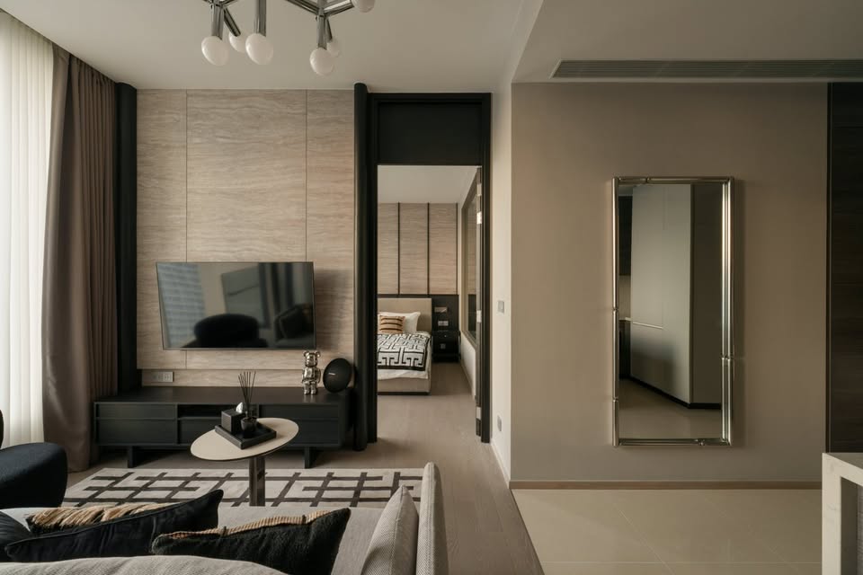 Condo The ESSE Asoke