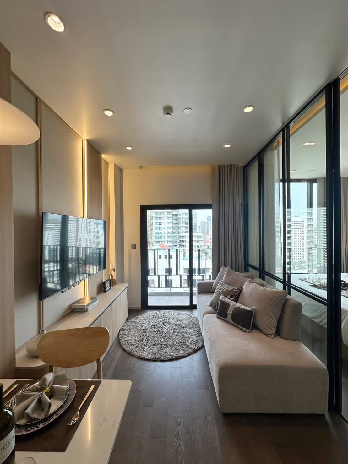 Condo MUNIQ Sukhumvit 23