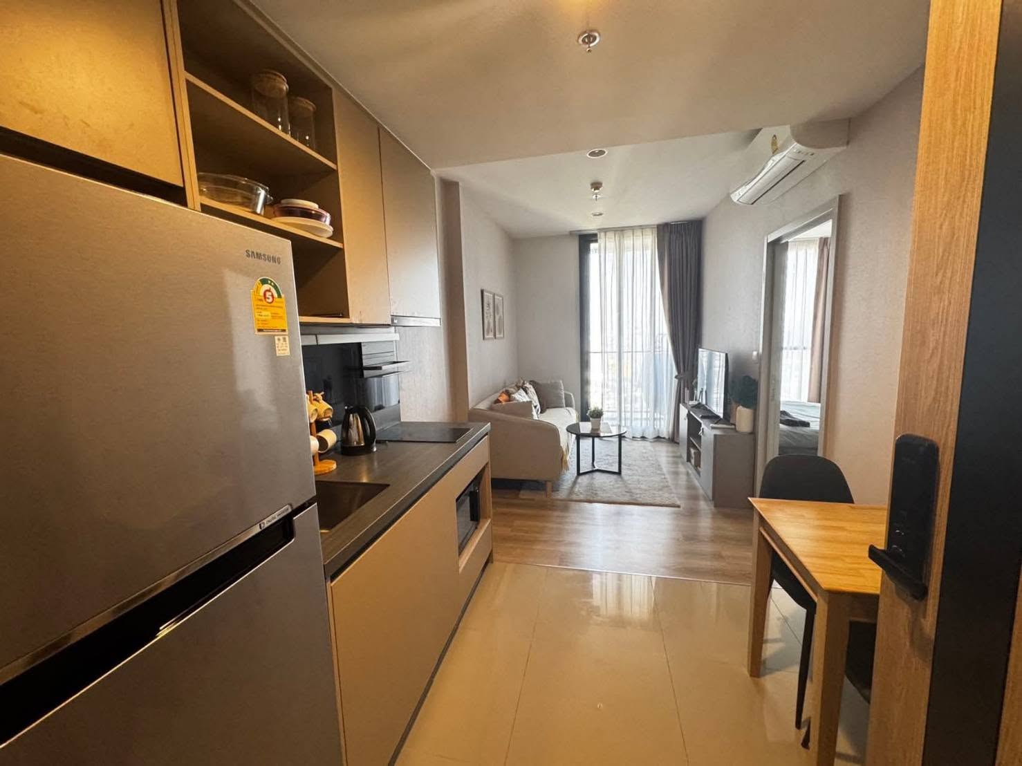 Condo Oka Haus Sukhumvit 36