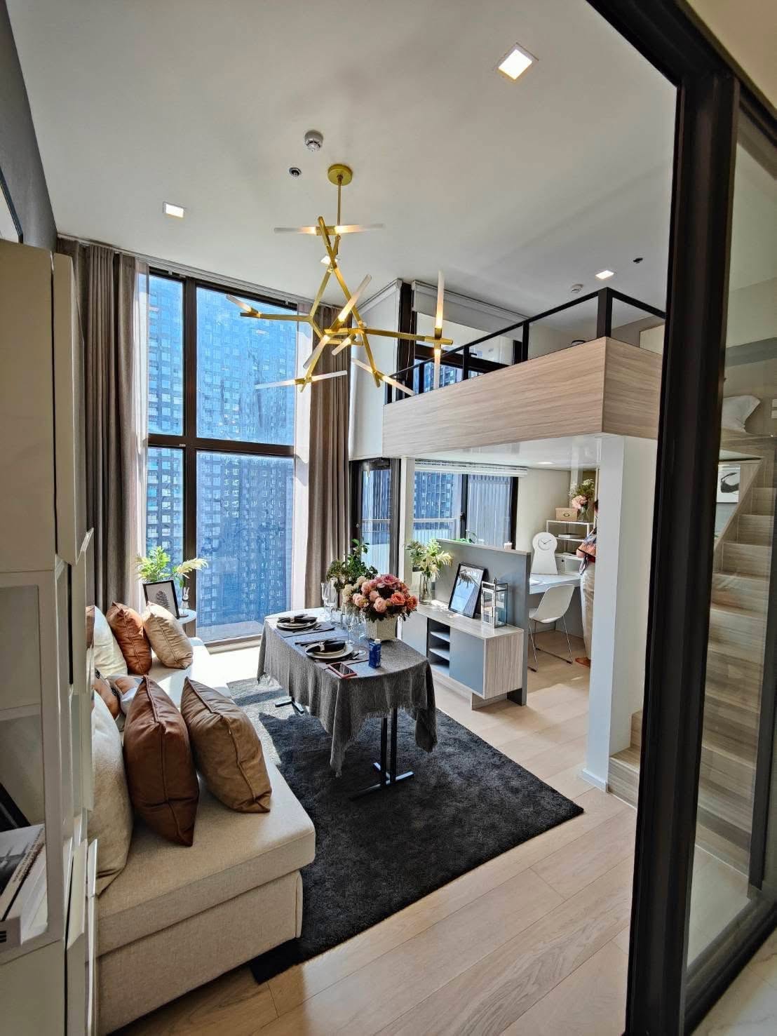 Condo Chewathai Residence Asoke