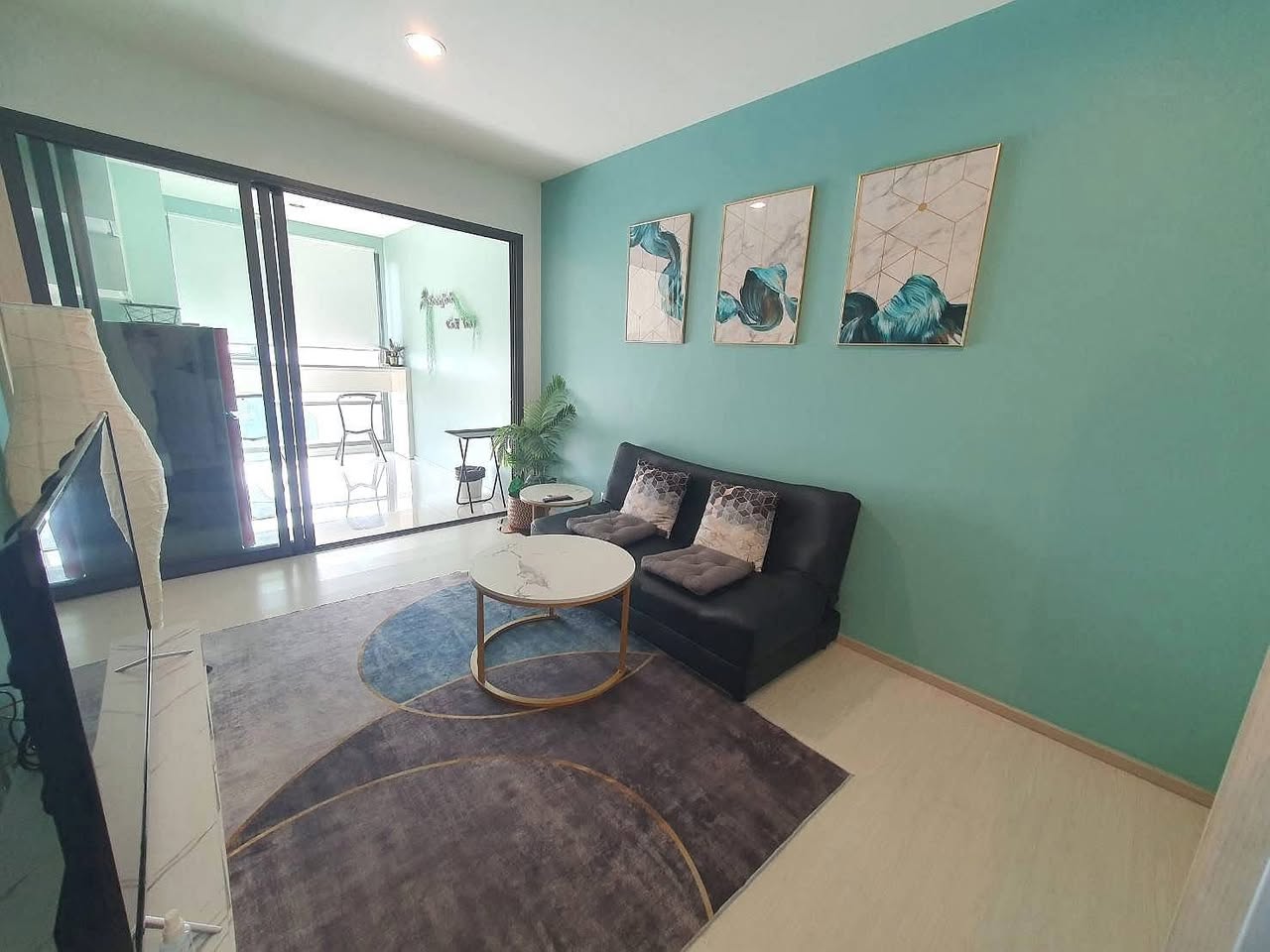 Condo Rhythm Sukhumvit 42