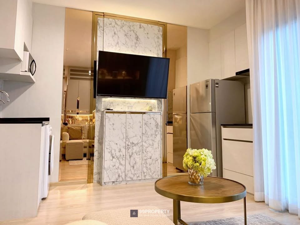 Condo Noble Revolve Ratchada